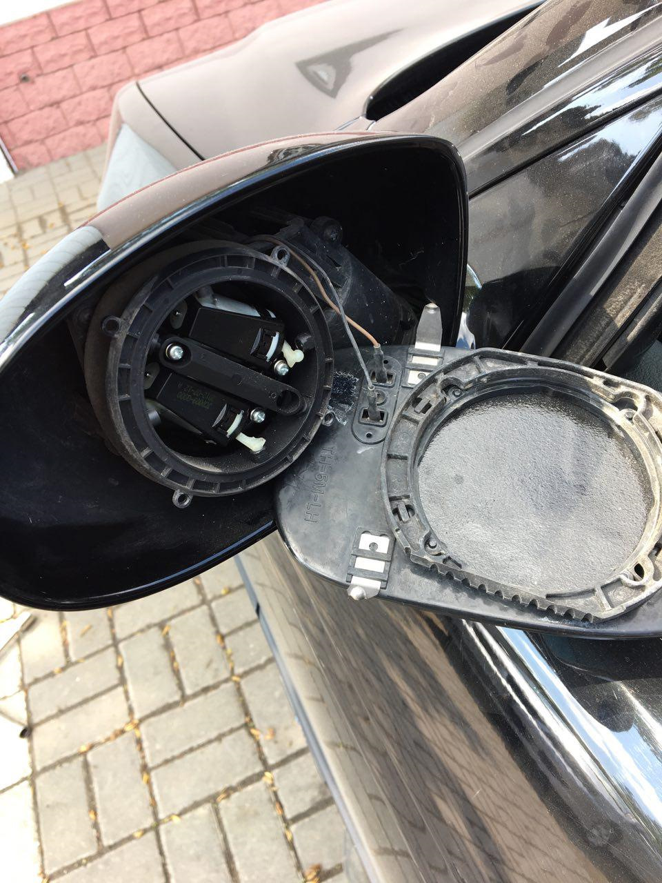 Заміна бічного дзеркальця e39 2