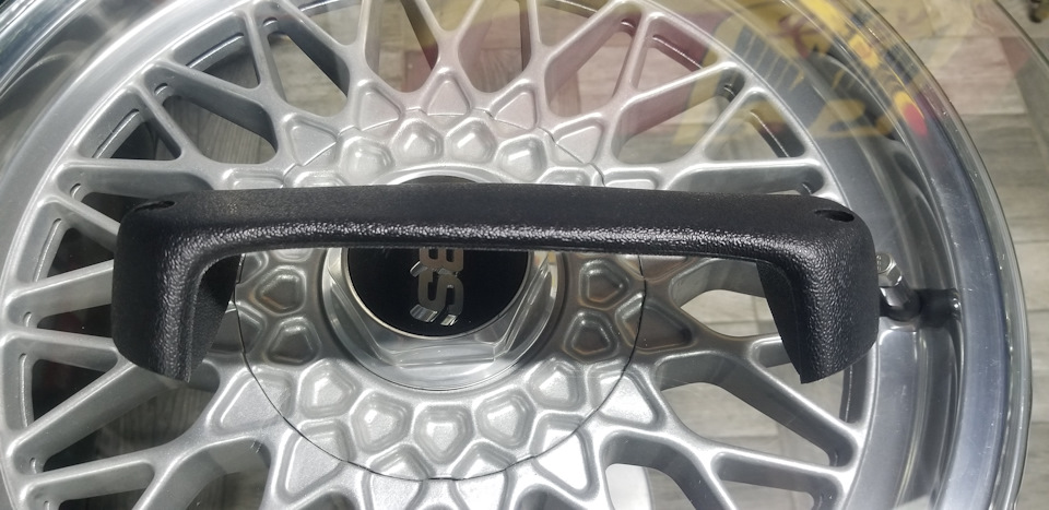 Оригінальна підставка для окулярів BMW E34 2 266 727 4