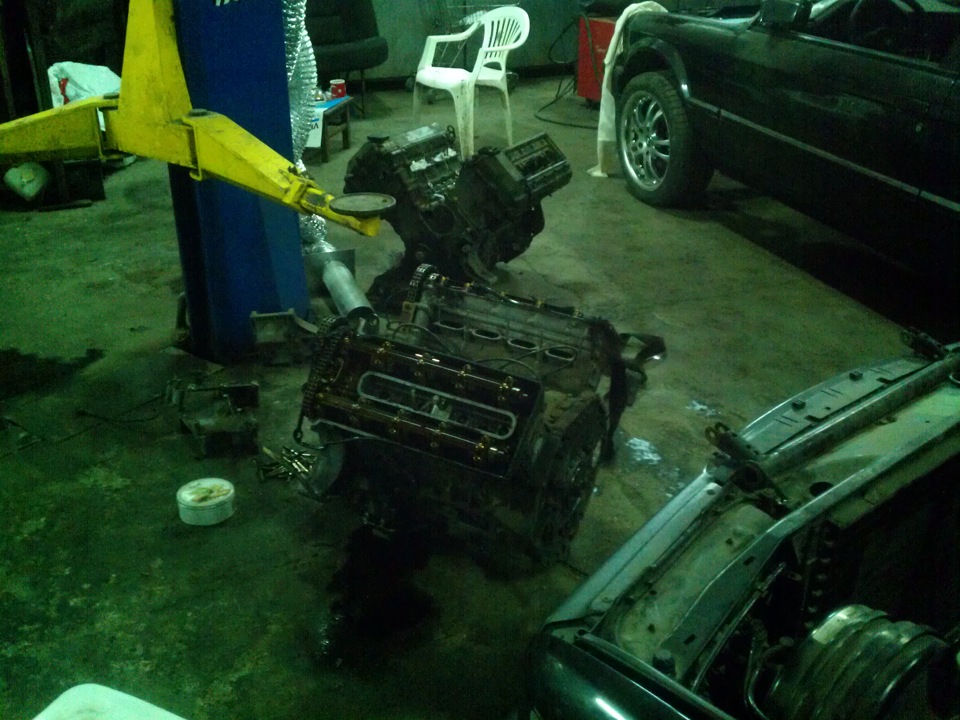 Заміна двигуна M62B44 2