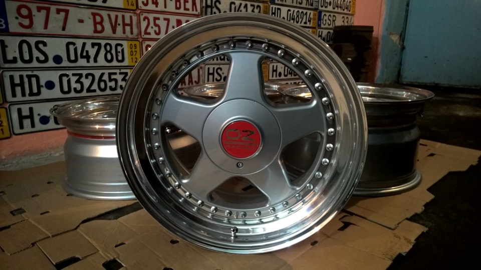 (Продано)Еще одні OZ Fututa r17, 5/120 Продано! 3