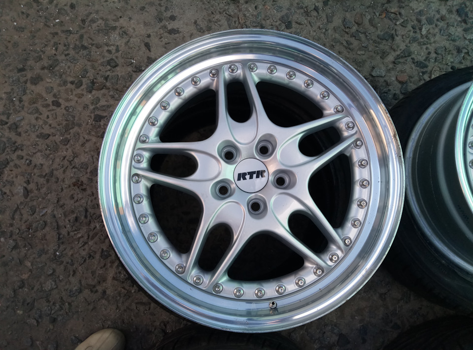 (Продано) Нові RTR RS820 18 . 4