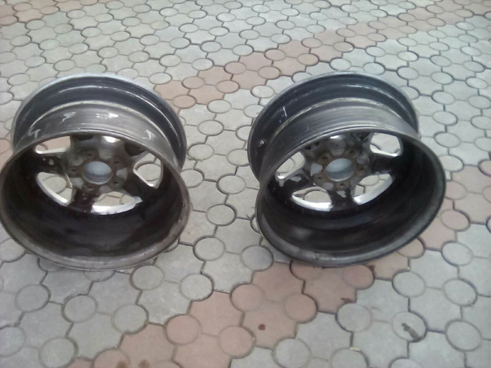 (Продано) OZ Futura R17. 5x120. 8,5/10J. 5
