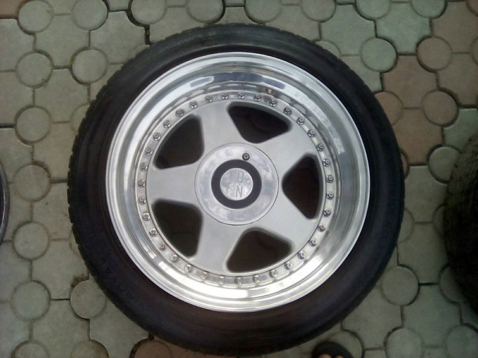 (Продано) OZ Futura R17. 5x120. 8,5/10J. 2