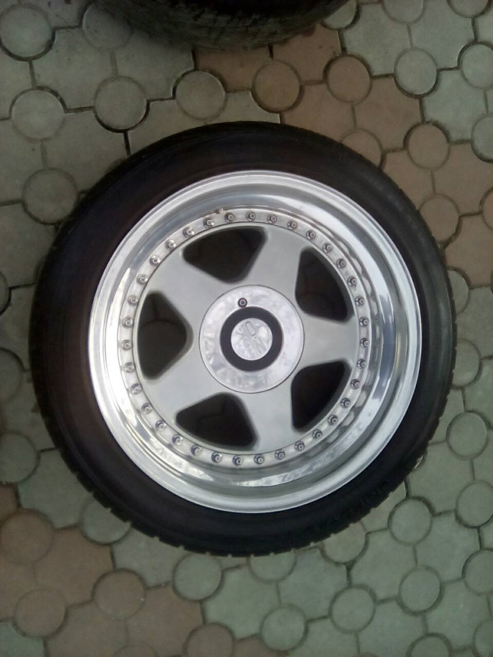 (Продано) OZ Futura R17. 5x120. 8,5/10J. 3