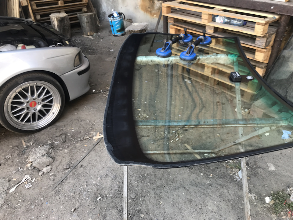 Заміна лобового. S358A Klimakomfort. 4