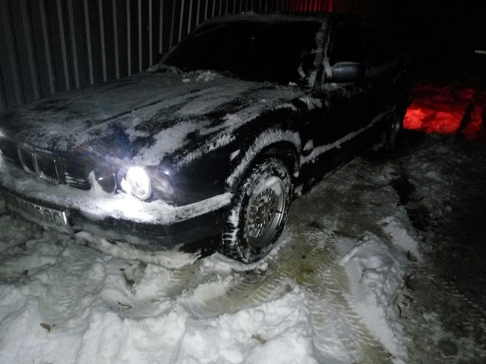 Трохи замело, довелося відкопуватися 2