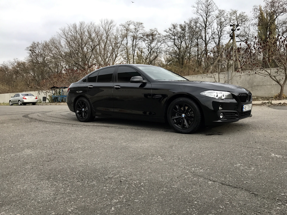 Black style BMW 3