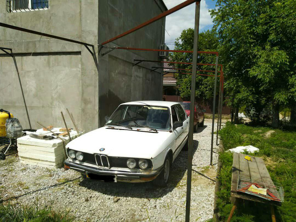 Я розумію BMW E12 1