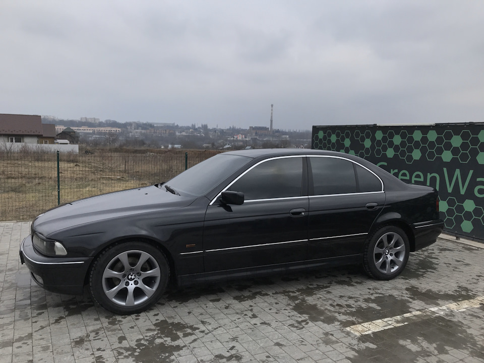 8 березня 3