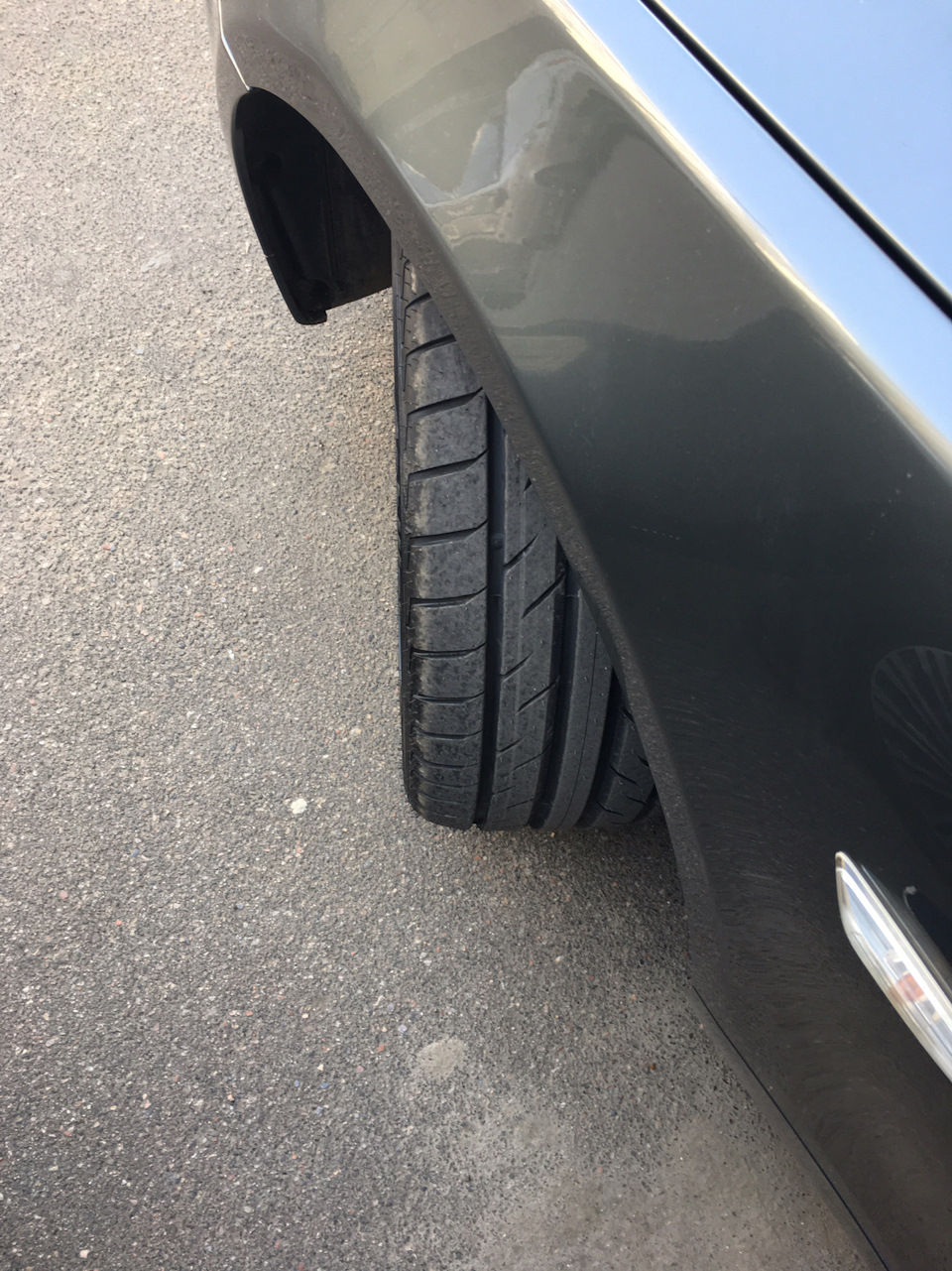245/45 1