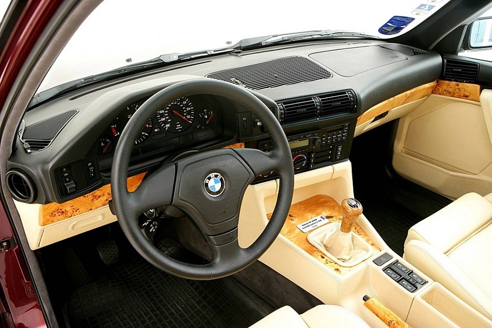 BMW Е34 INDIVIDUAL 4