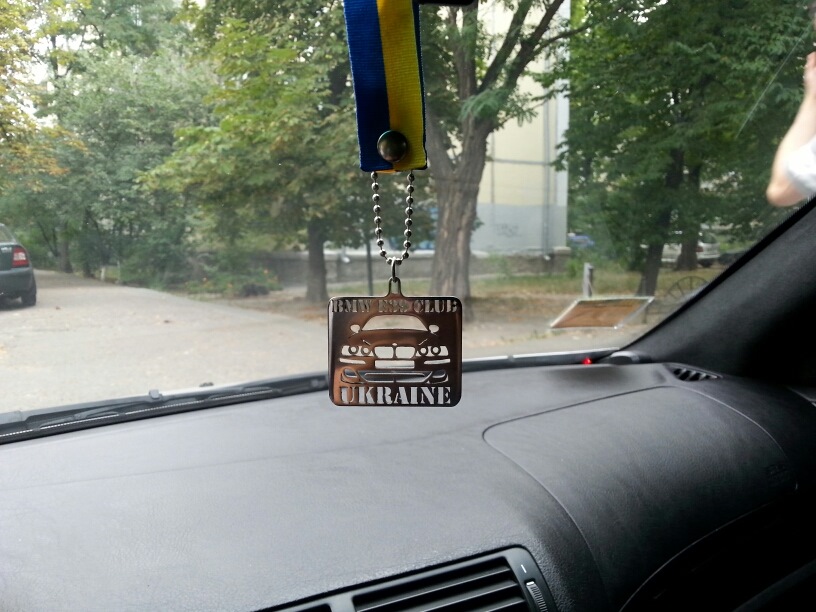 Клубний брелок 2