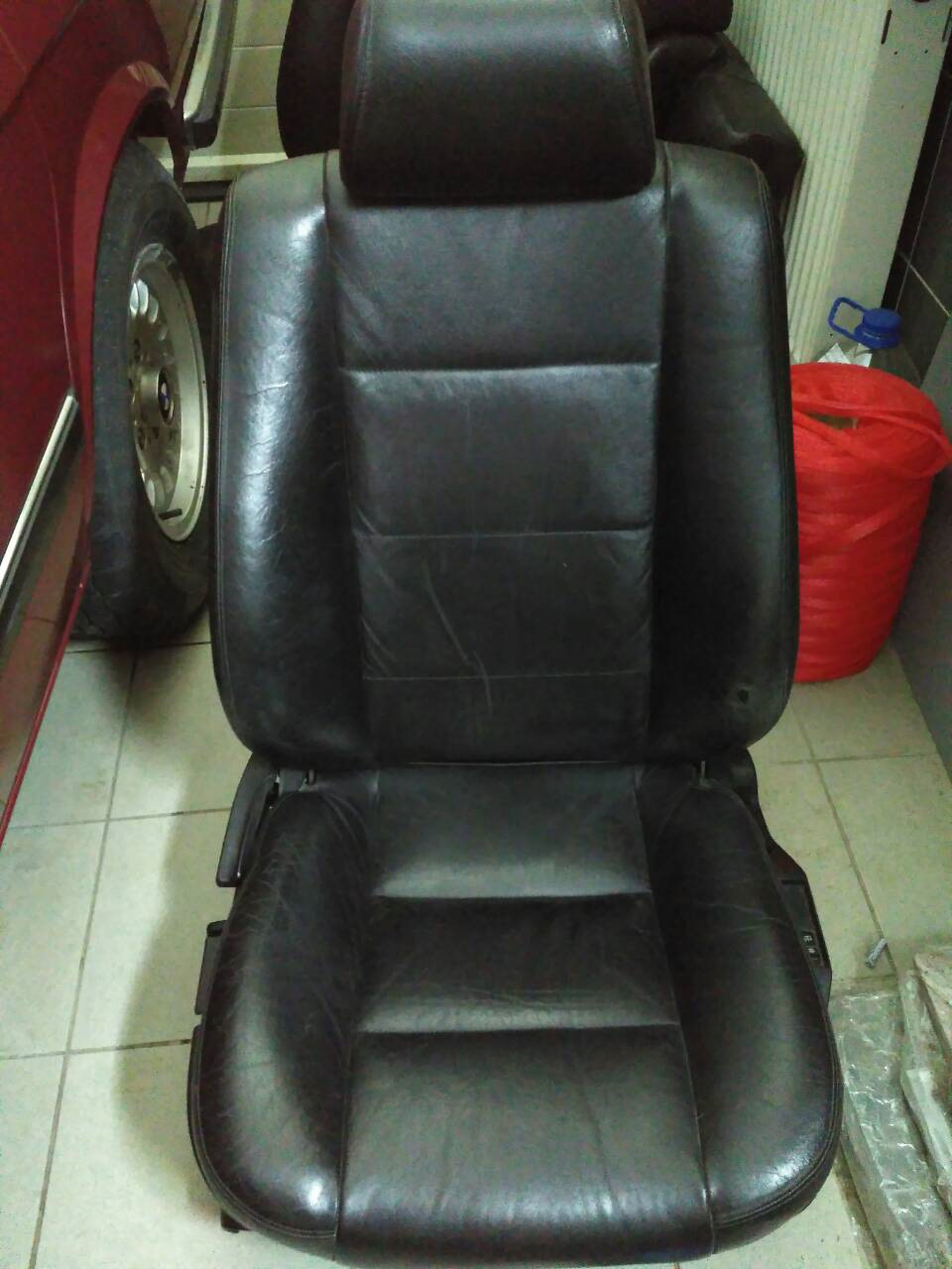 Так або Ні чорна ШКІРА салон Comfort 1