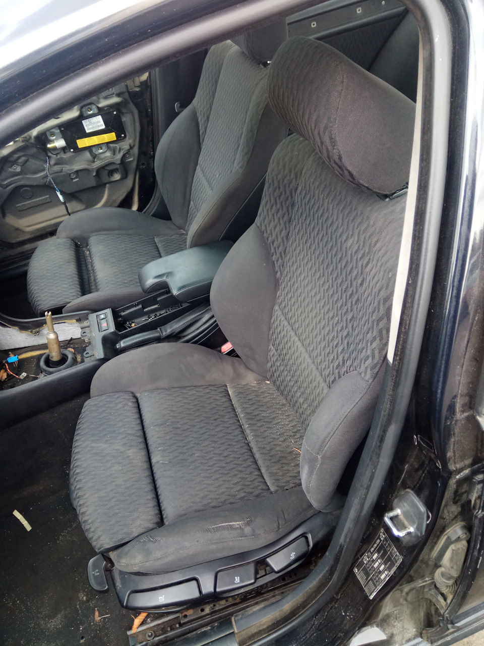 Перешив сидінь, вставок у карти, перетяжка стелі Е34 + покупка (Recaro) сидінь від e46. 3