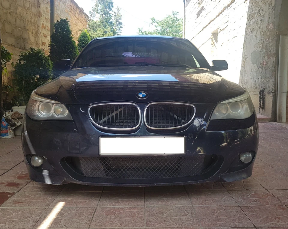 2. Перші процедури. ТО та заміна стекол фар BMW E60 520d