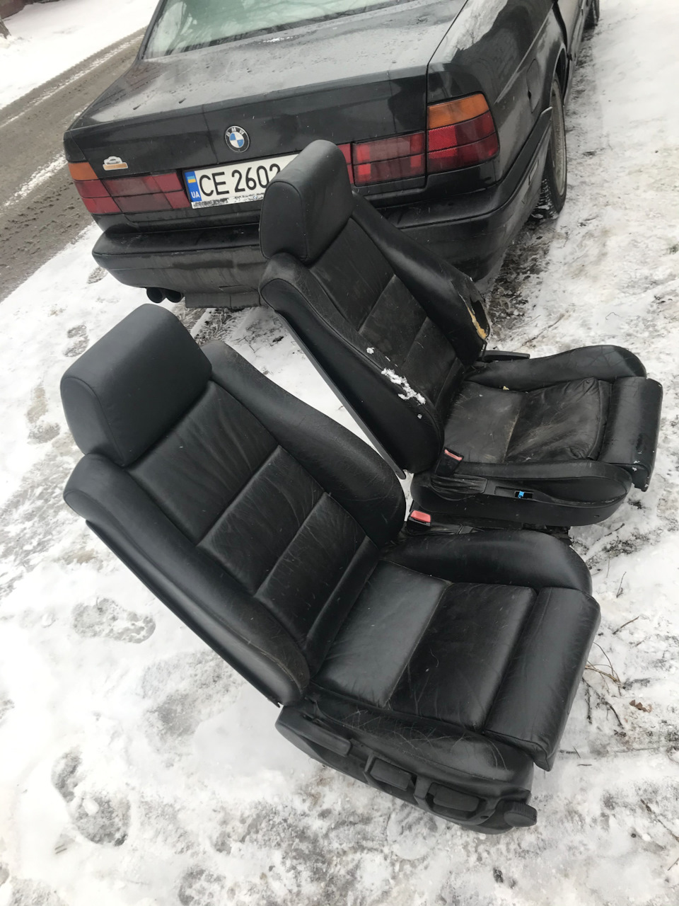 S481A Sportsitze, S488A Поперекова опора та S494A Обігрів сиден.водія 2