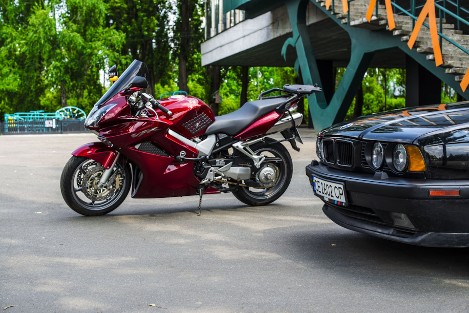 Фотосет з байком Honda VFR 2