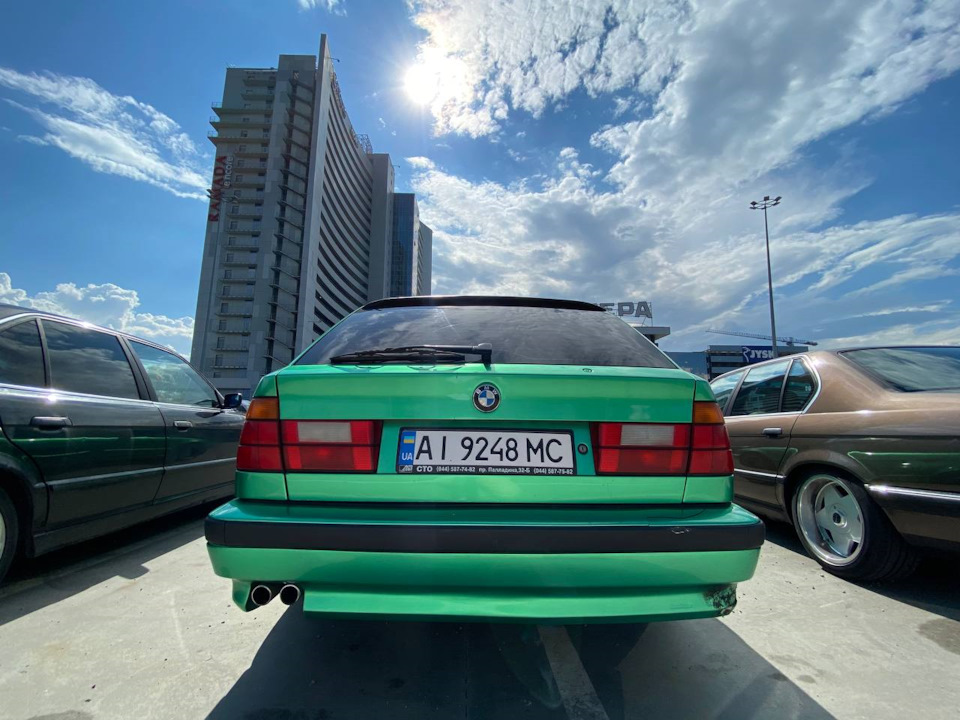 Пробіг київських BMW E34 4