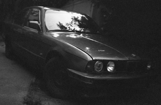bmw-шечка, плівковий canon і 35 f1.4. 2