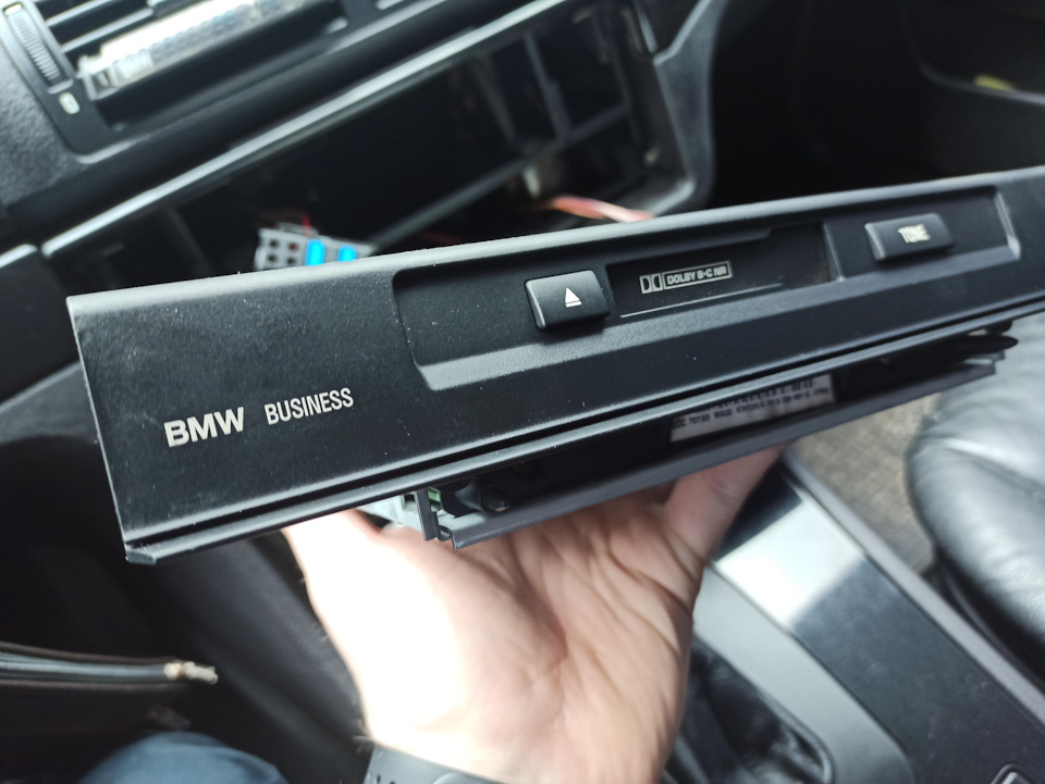 Bluetooth AUX в штатний BMW BUISINESS PHILIPS 4