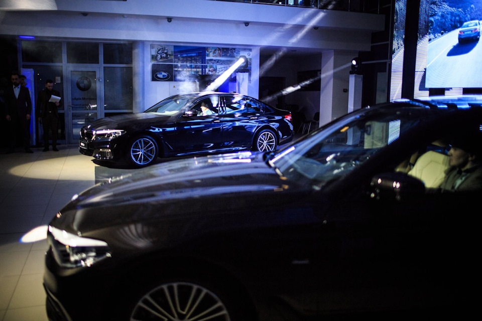 09. Презентація нової BMW 5 серії G30 та акула як частинка історії 4