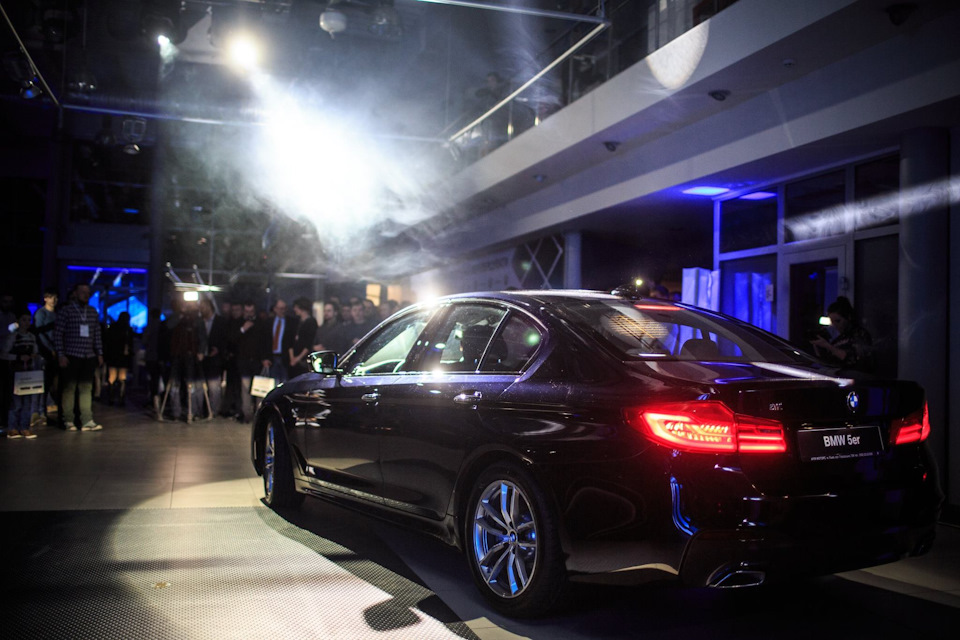 09. Презентація нової BMW 5 серії G30 та акула як частинка історії 5