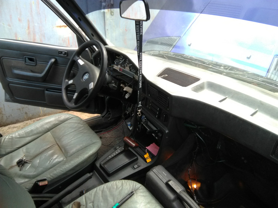 Збір салону. 4