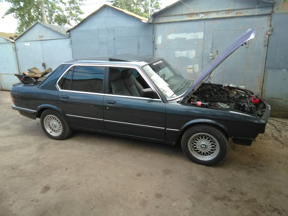 Збір салону. 2