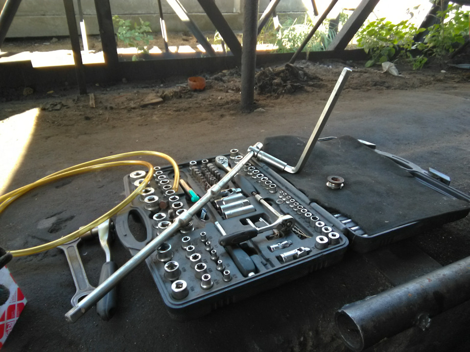 Заміна масла в акпп zf 5hp18 або "Як виглядає "Б**". 4