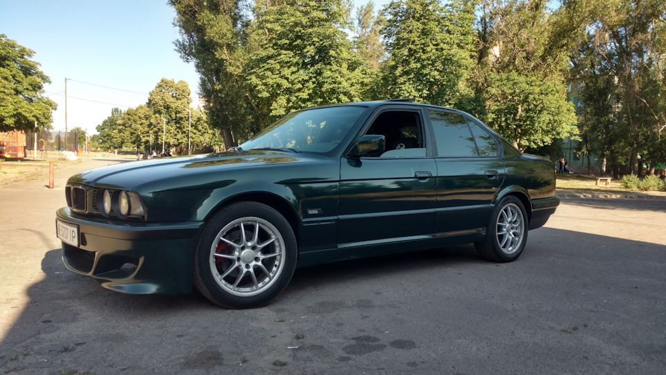 Не бита, не фарбована:-))) Купівля BMW E34 2