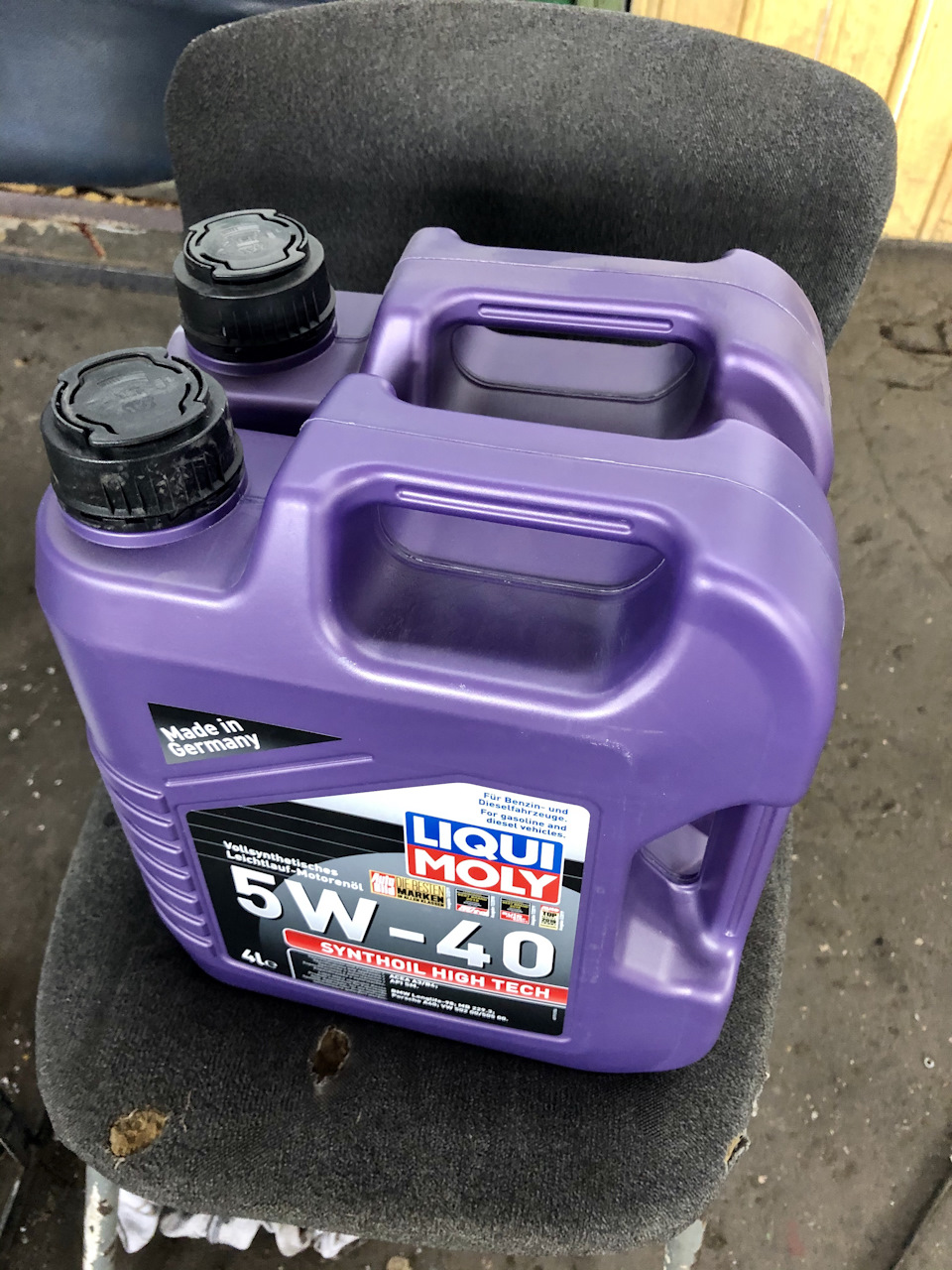 Замена масла- LIQUI MOLY SYNTHOIL HIGH TECH 5W-40 2