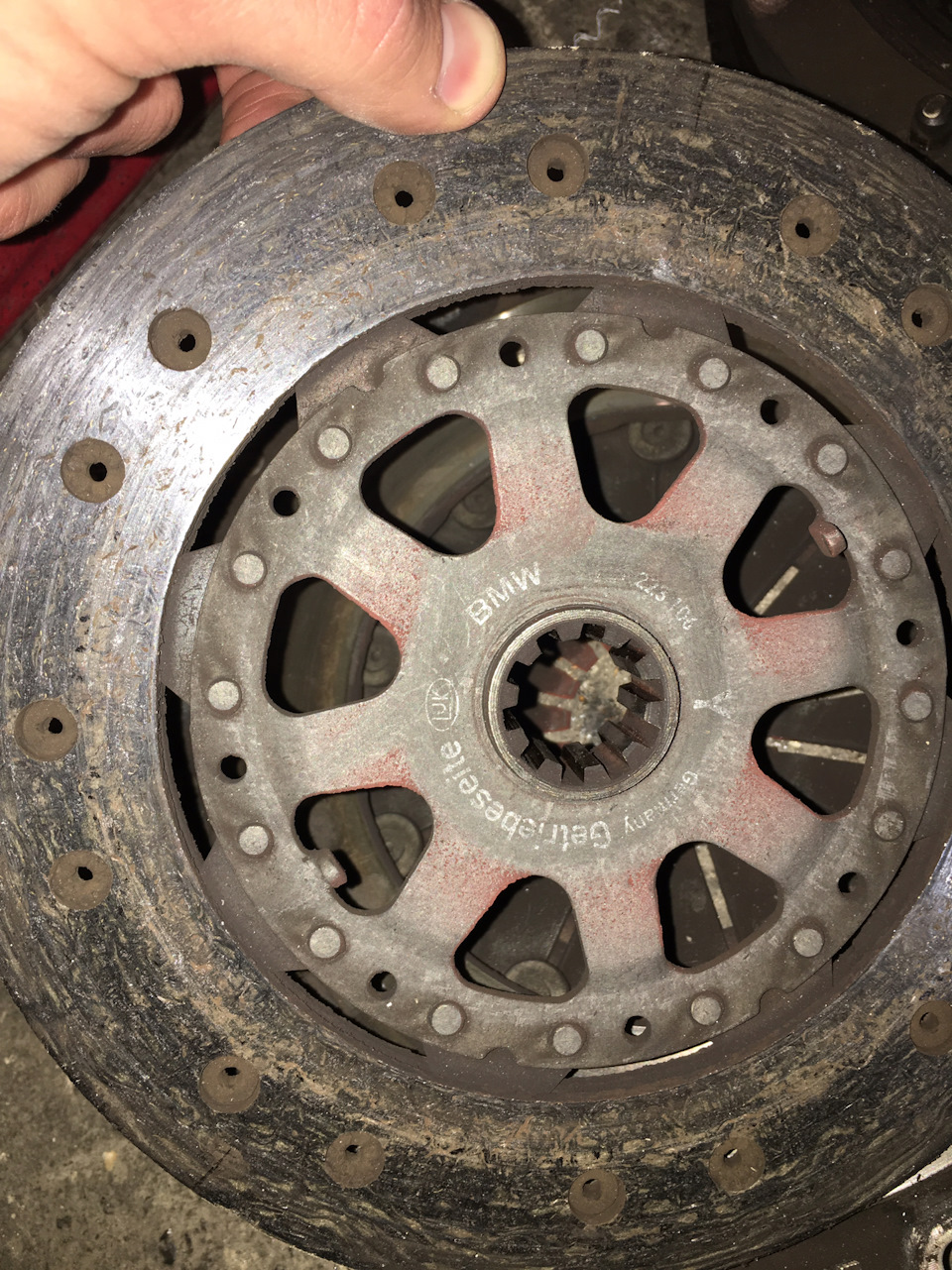 Диск зчеплення LUCK BMW E34 2