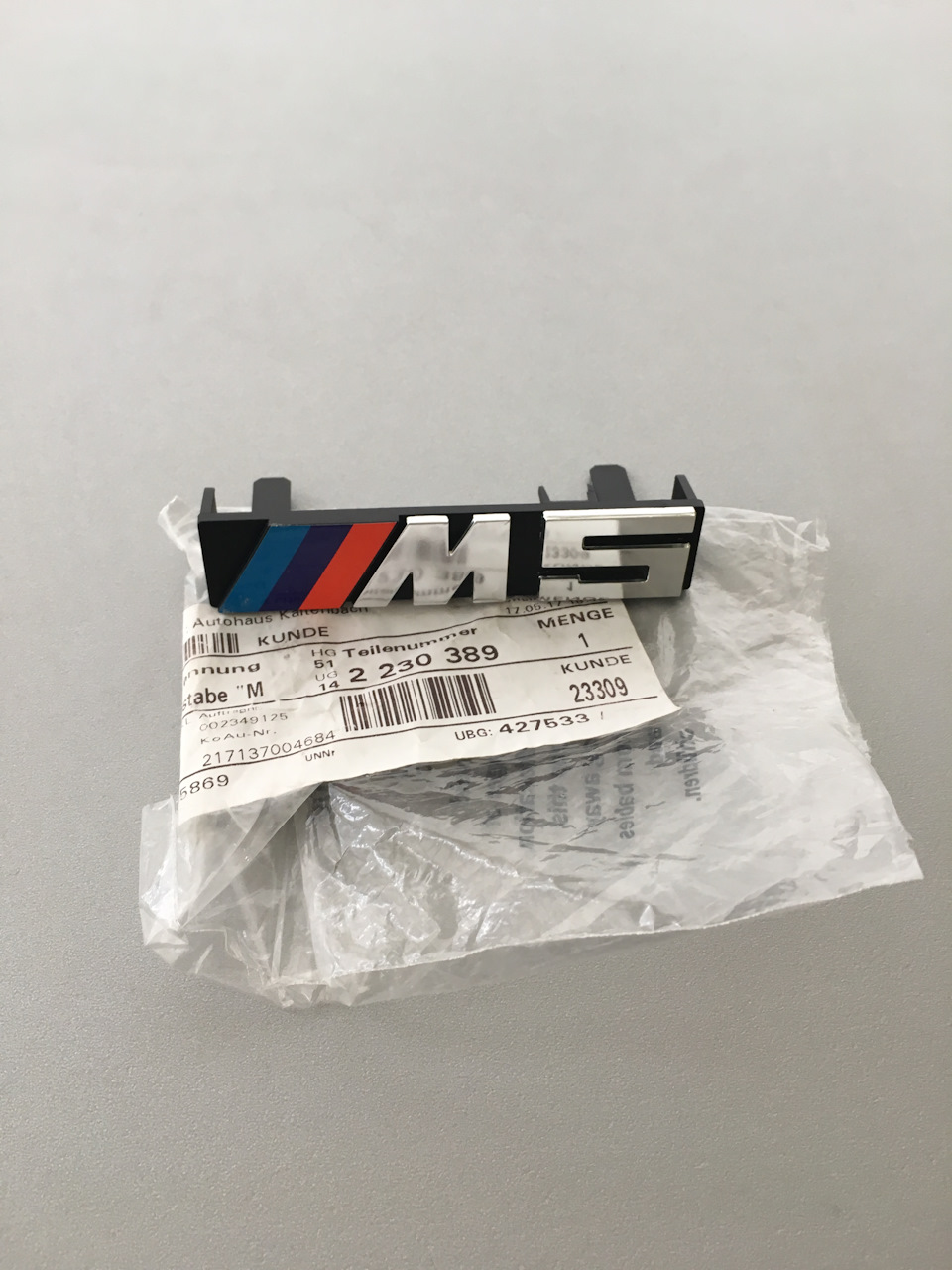 М-логотип BMW E34 original 1