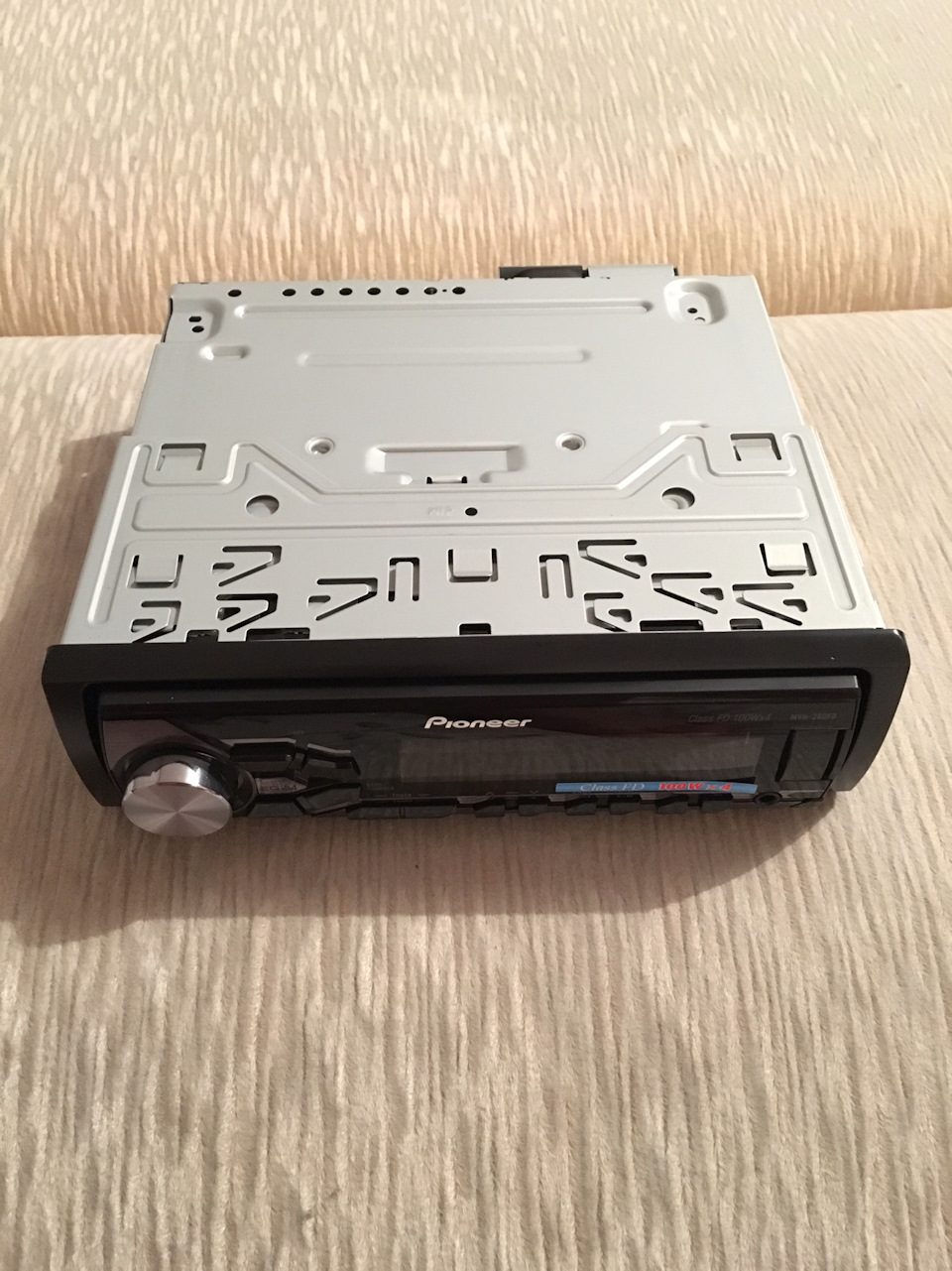 Pioneer MVH-280FD 4