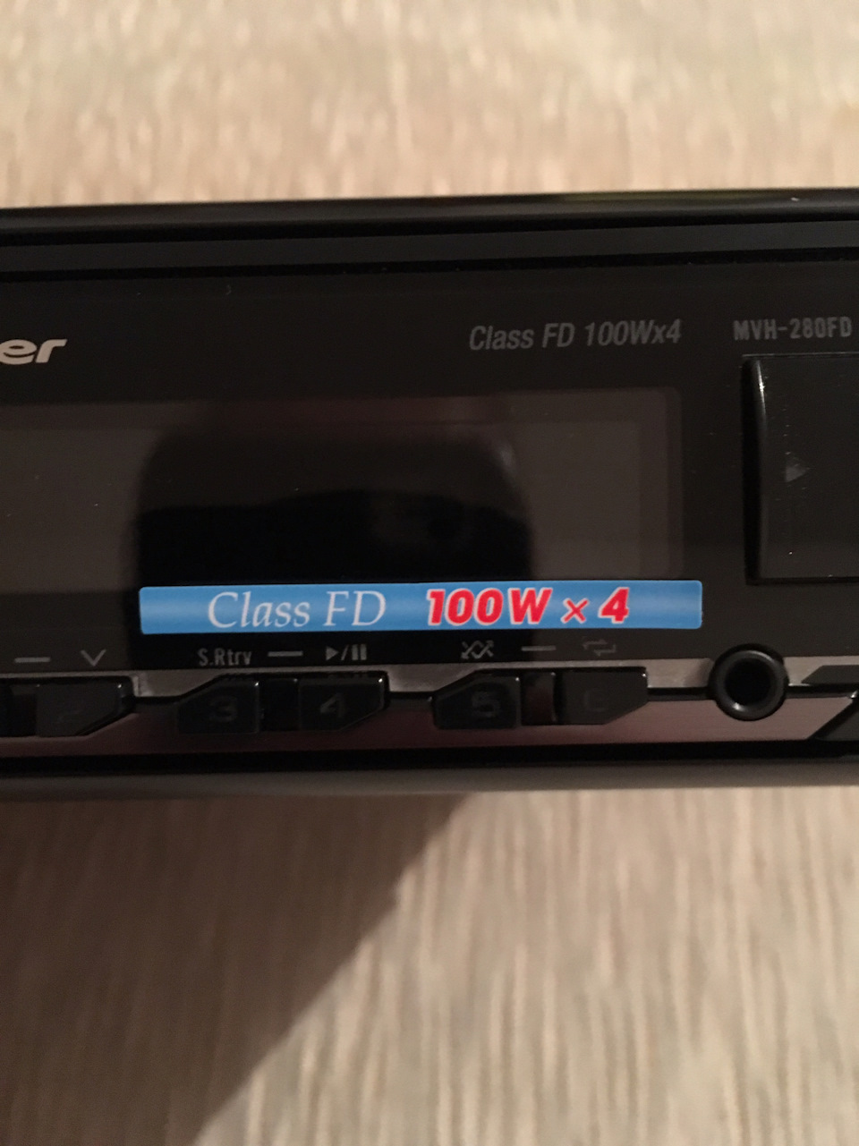 Pioneer MVH-280FD 5