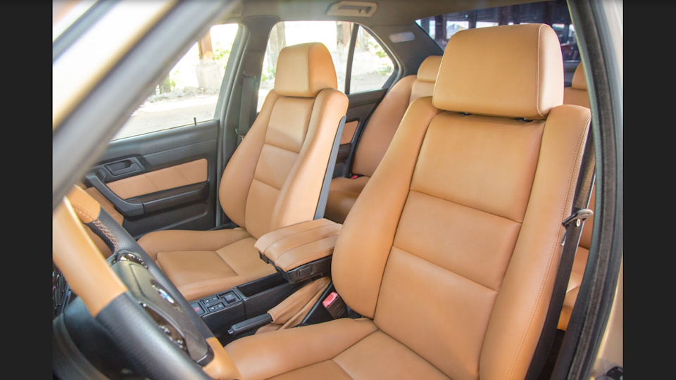 Сидіння BMW E34 Recaro 5