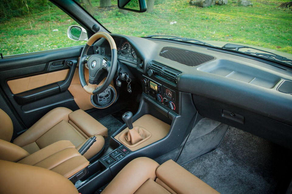 Сидіння BMW E34 Recaro 1