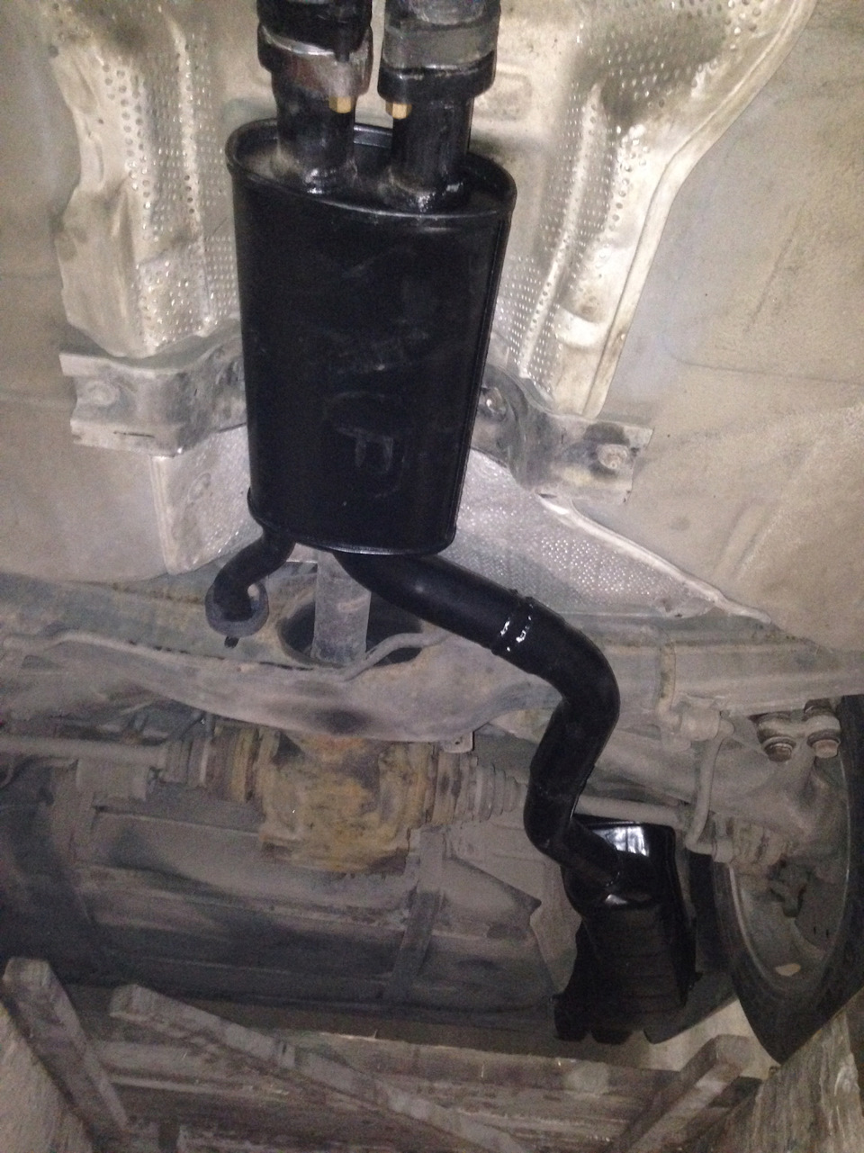 Вихлоп Customs for BMW E34 4
