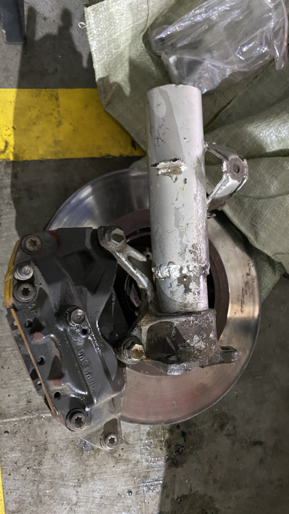 Прикладка гальм від Toyota Celsior 1
