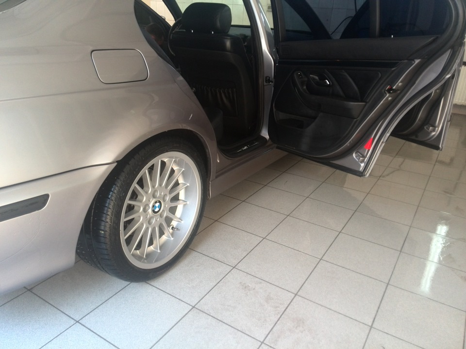 Поставив r18 колеса + весняне миття! 4