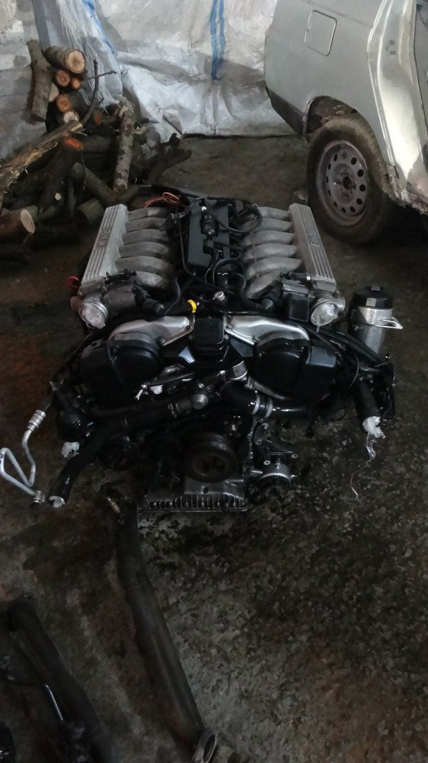 Ось і сам ДВС M73B54 2