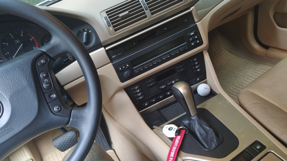 AUX 3