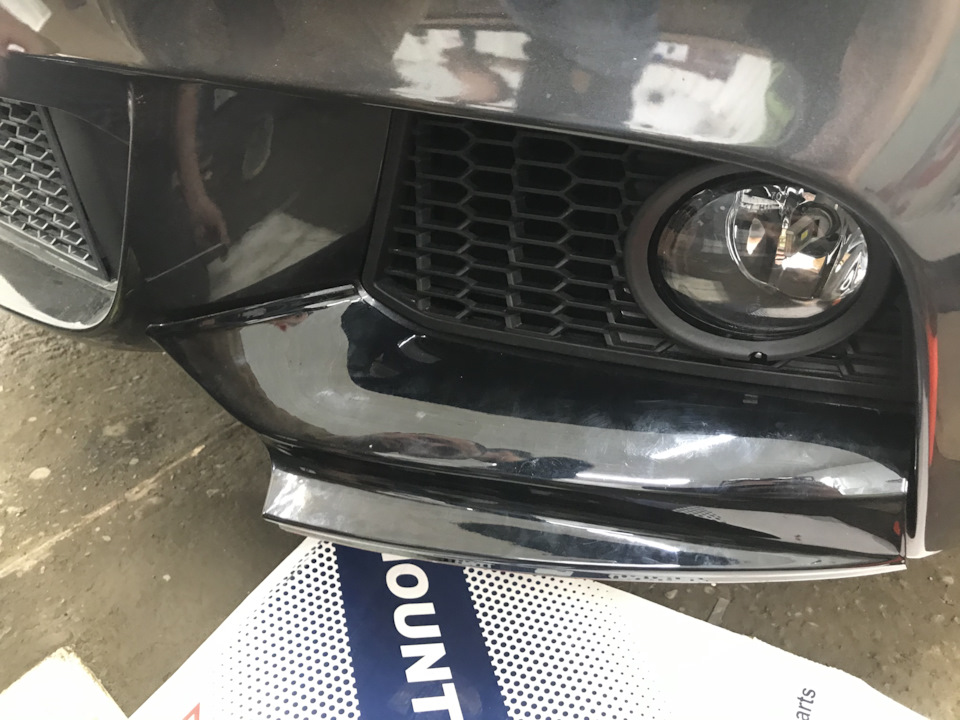 Губа у стилі M performance F10 2