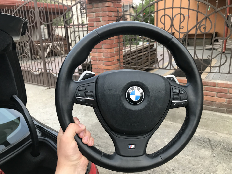 М кермо BMW F10 2