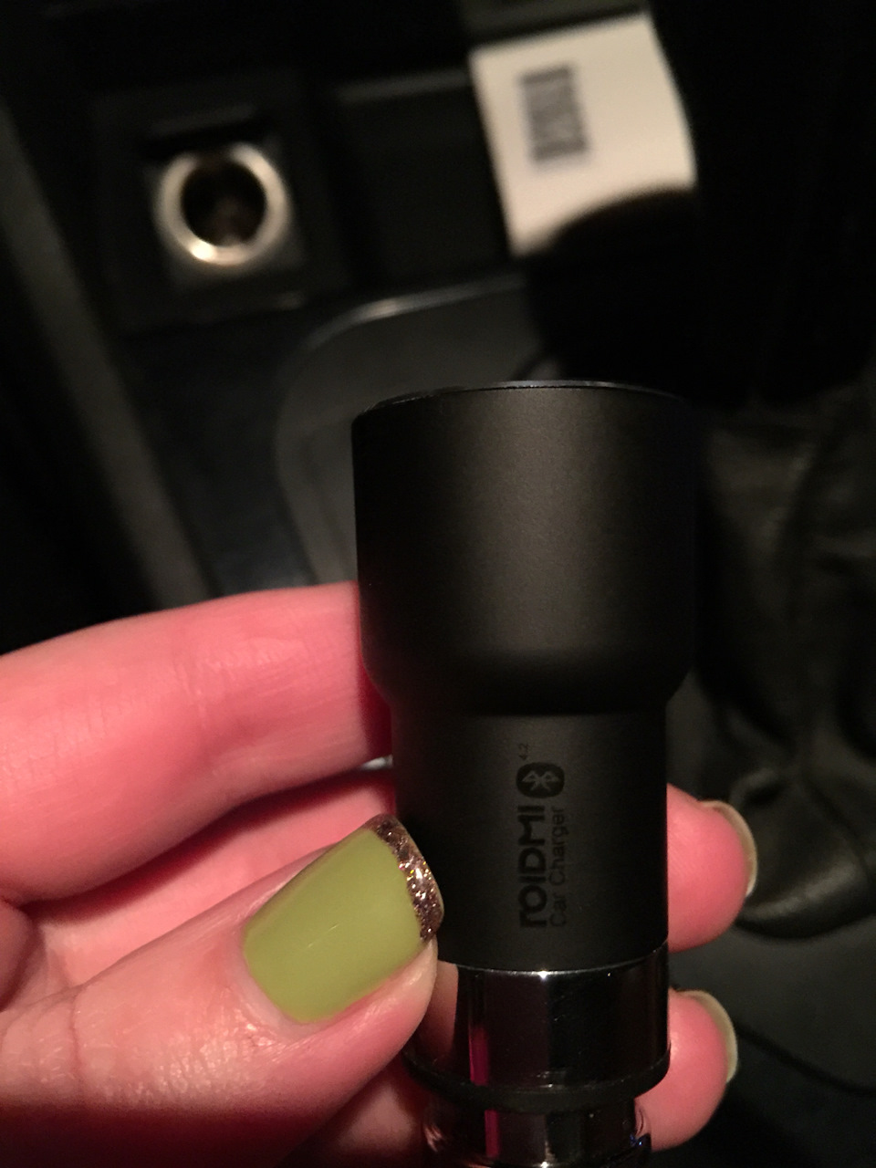 fm модулятор від Xiaomi Roidmi 2s Bluetooth car charger 4