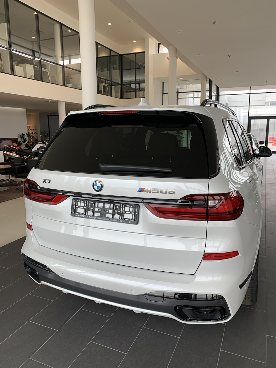 Планове ТО та технічна акція від BMW 5