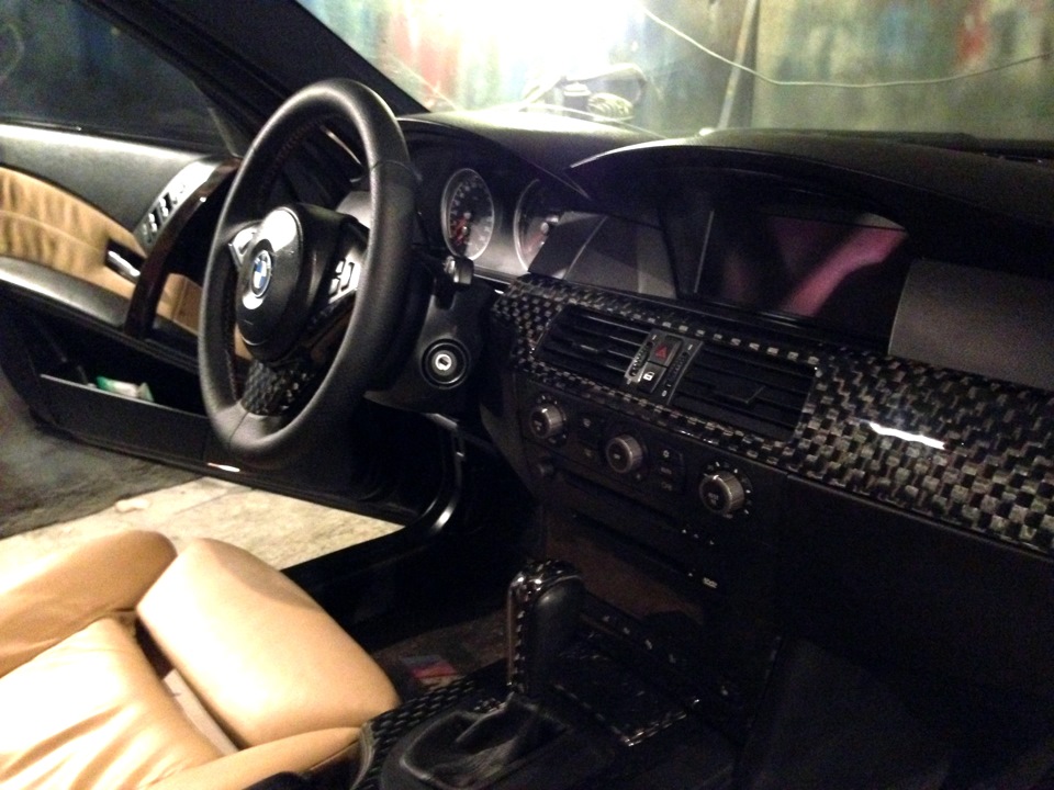 Карбон Mansory в салон E60 2