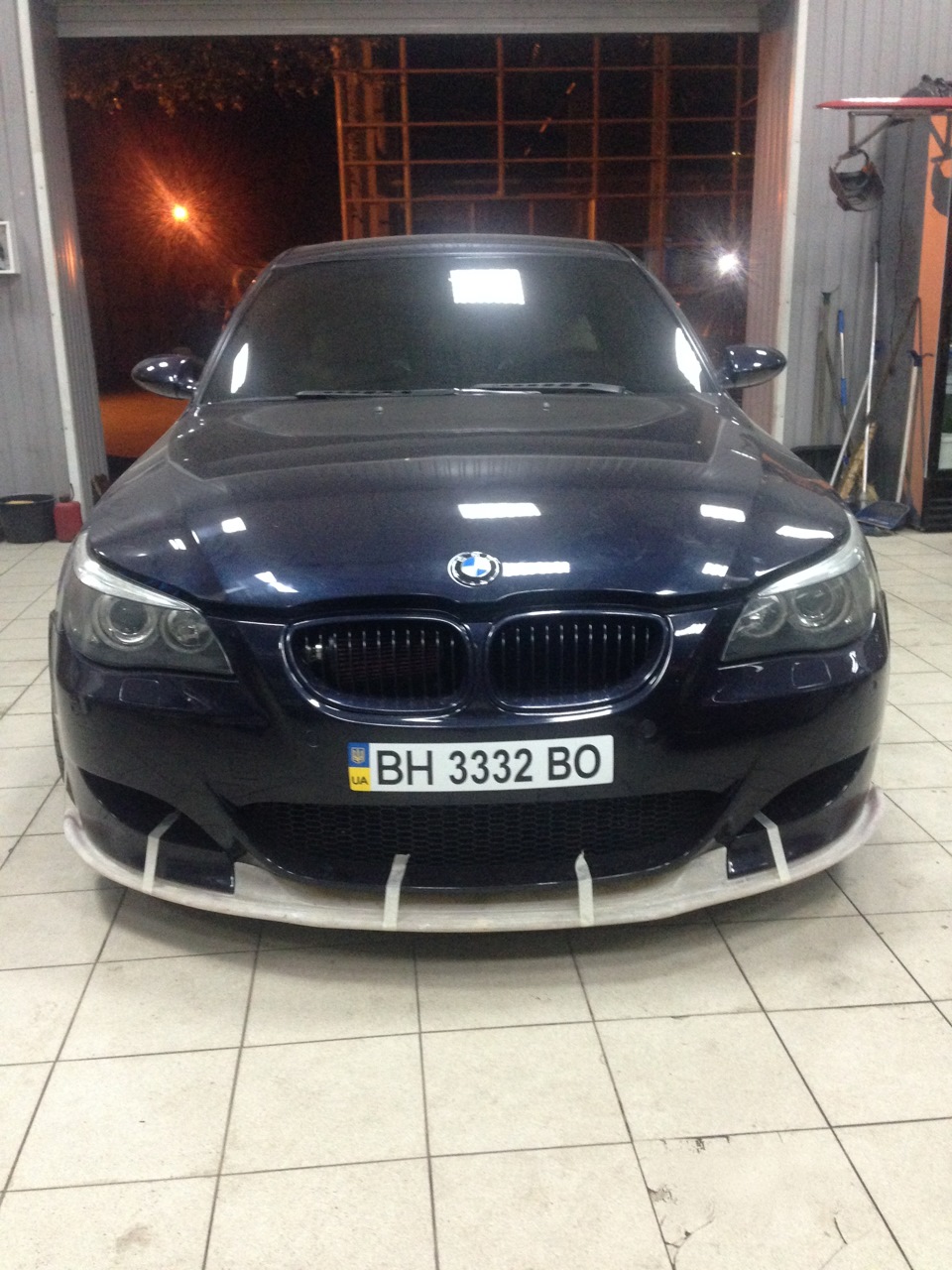 Lip spoiler Hamann на передній бампер M5 (виготовлення та встановлення) 3