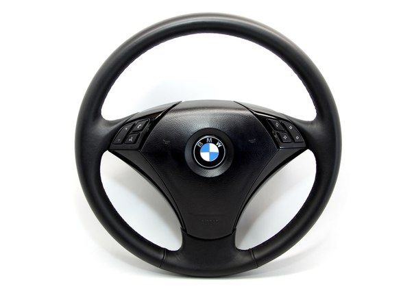 Продам або обміняю запчастини e60, e61, e70, e71 2