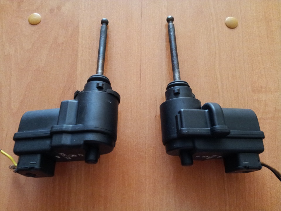 Коректори фар BMW E34. 1
